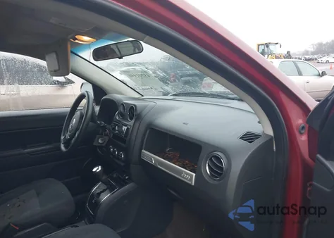 2014 Jeep Compass Sport z USA, uszkodzony, nr VIN 1C4NJCBA0ED789339